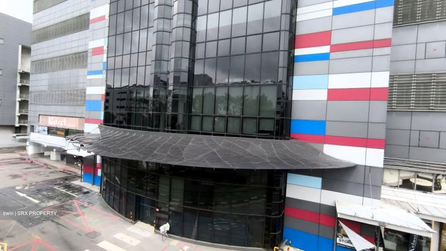 Toh Guan Road (D22), Factory #604218111